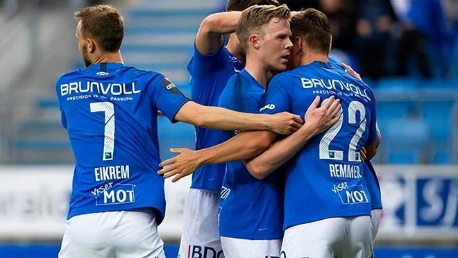 以及李昊桐 以及李昊桐