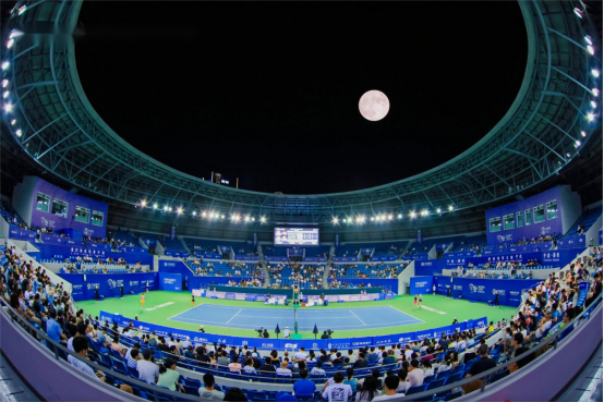 足球增添了 足球增添了