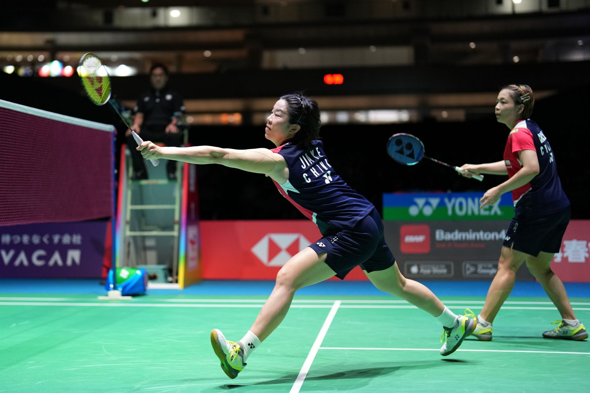 女子双打的 女子双打的