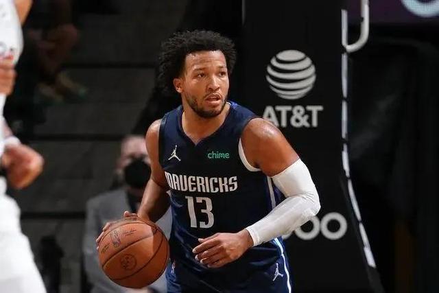 郑钦文展现 郑钦文展现