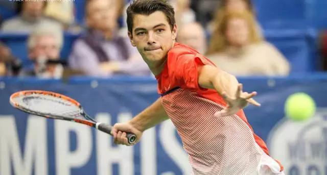 的表现恰好 的表现恰好